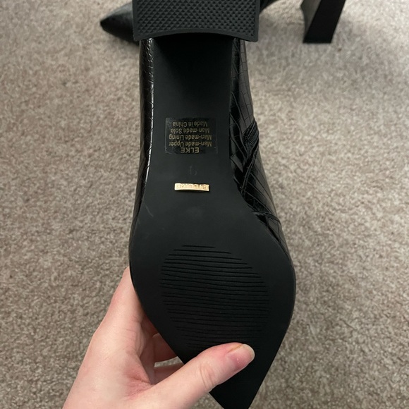 Billini Elke boots in black croc - Picture 7 of 9